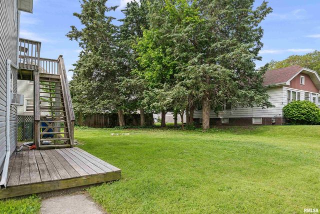 2734 BRIDGE Avenue, Davenport, IA 52803