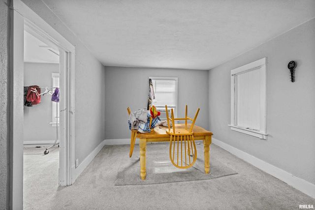 2734 BRIDGE Avenue, Davenport, IA 52803