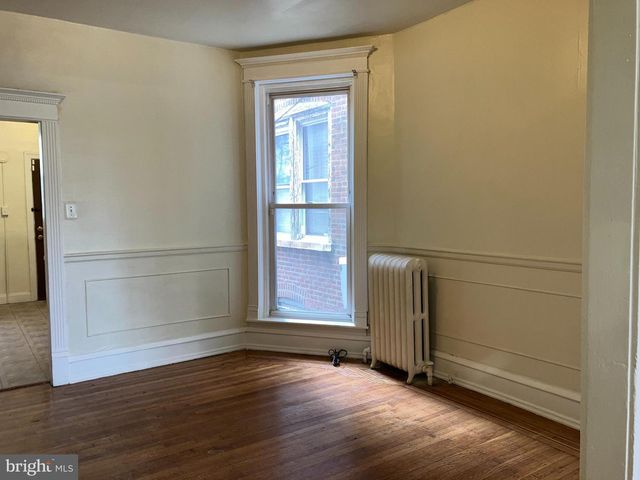 1512 W RUSCOMB ST, Philadelphia, PA 19141