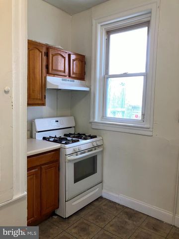 1512 W RUSCOMB ST, Philadelphia, PA 19141