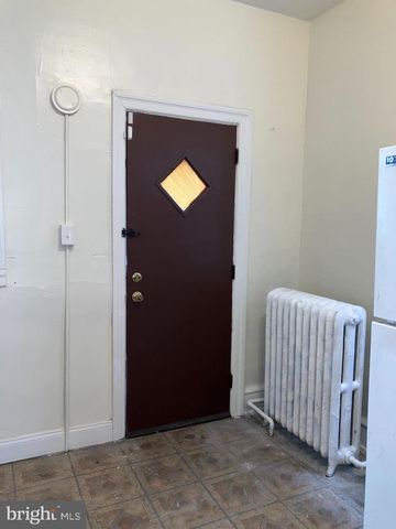 1512 W RUSCOMB ST, Philadelphia, PA 19141