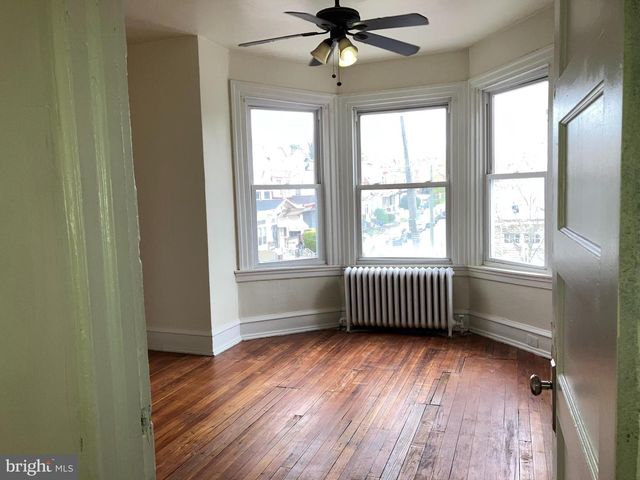 1512 W RUSCOMB ST, Philadelphia, PA 19141