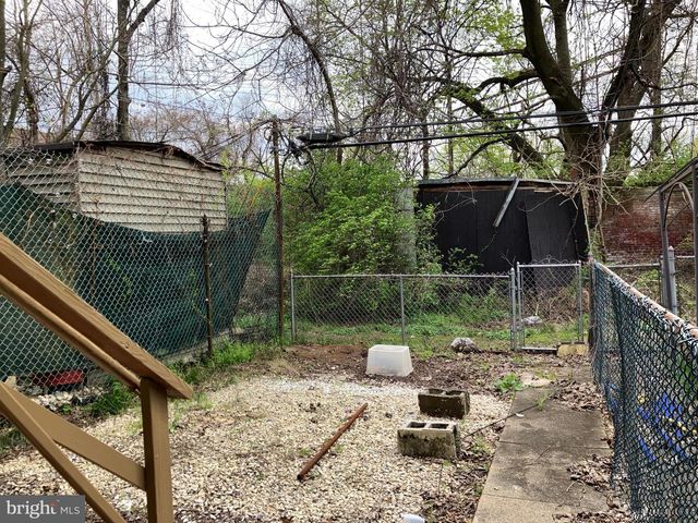1512 W RUSCOMB ST, Philadelphia, PA 19141