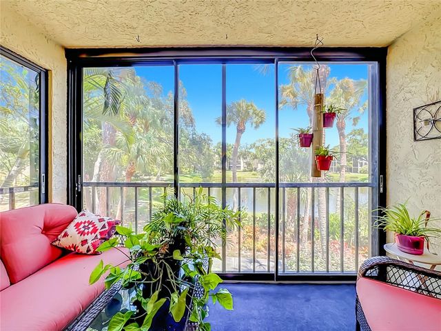 425 30TH AVENUE W C212, Bradenton, FL 34205