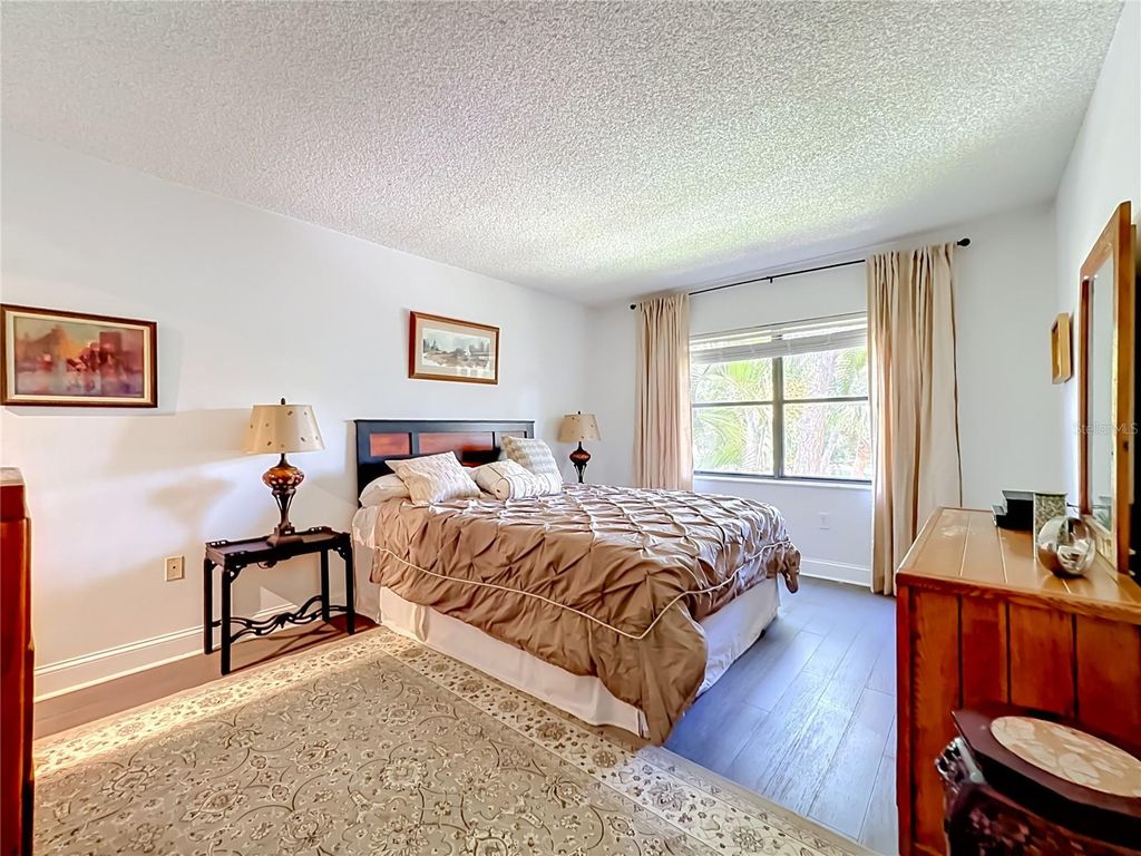 Image 20 of property listing at 425 30TH AVENUE W C212, Bradenton, FL 34205