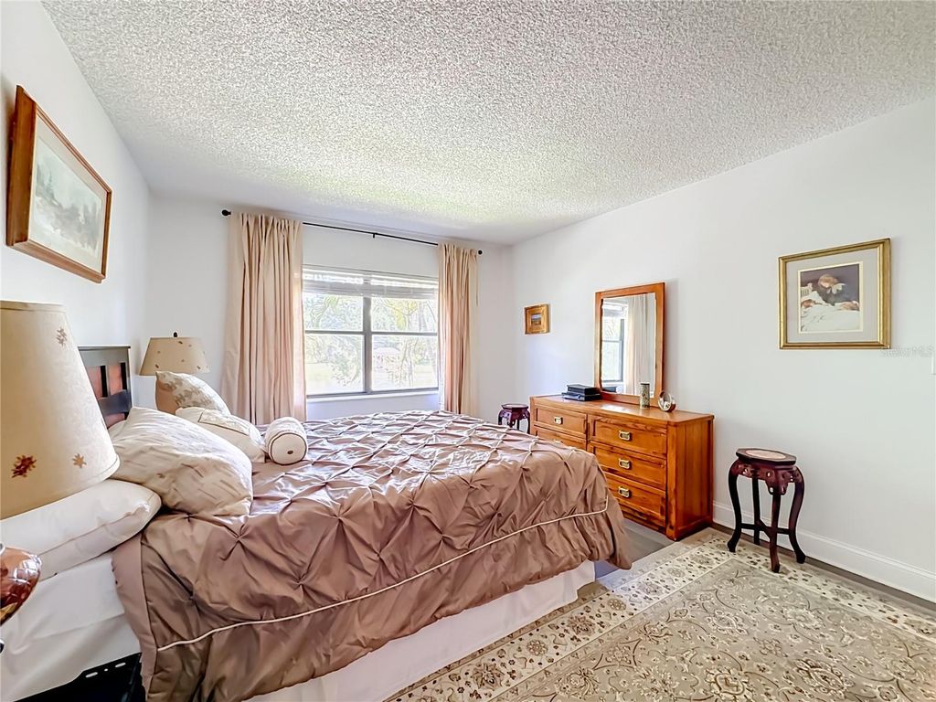 Image 21 of property listing at 425 30TH AVENUE W C212, Bradenton, FL 34205