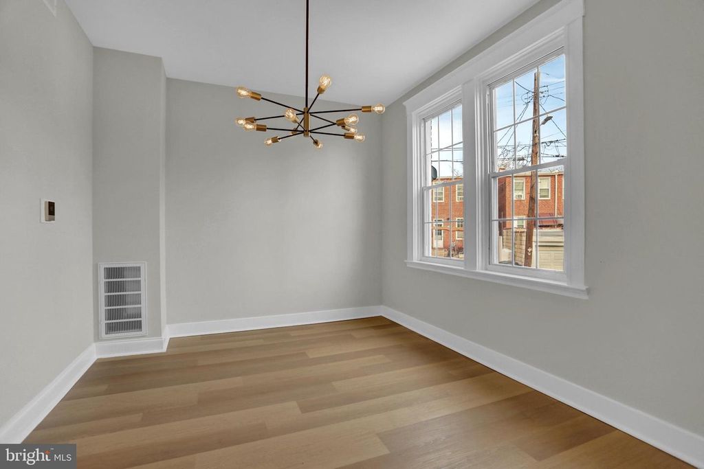 Image 14 of property listing at 3202 DUDLEY AVE, Baltimore, MD 21213