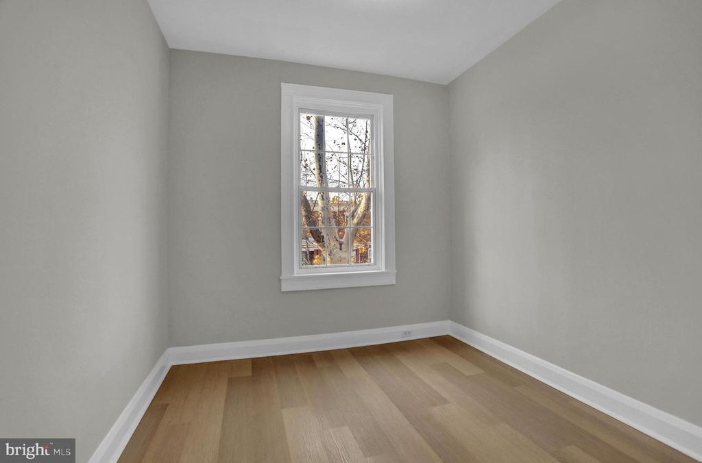 Image 18 of property listing at 3202 DUDLEY AVE, Baltimore, MD 21213