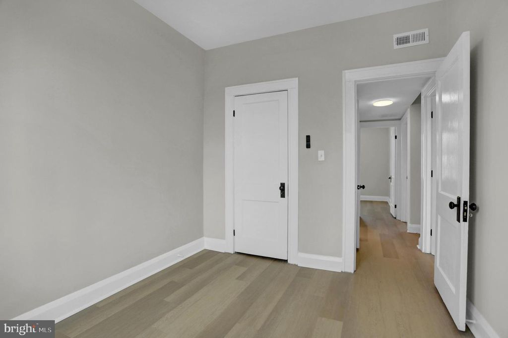 Image 19 of property listing at 3202 DUDLEY AVE, Baltimore, MD 21213