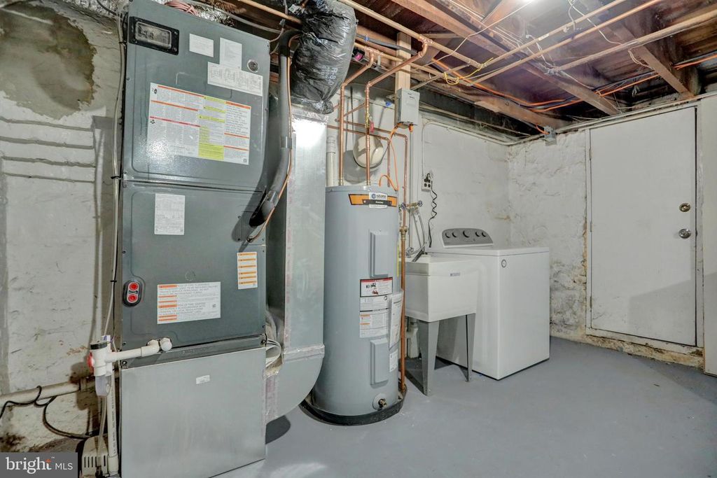 Image 32 of property listing at 3202 DUDLEY AVE, Baltimore, MD 21213