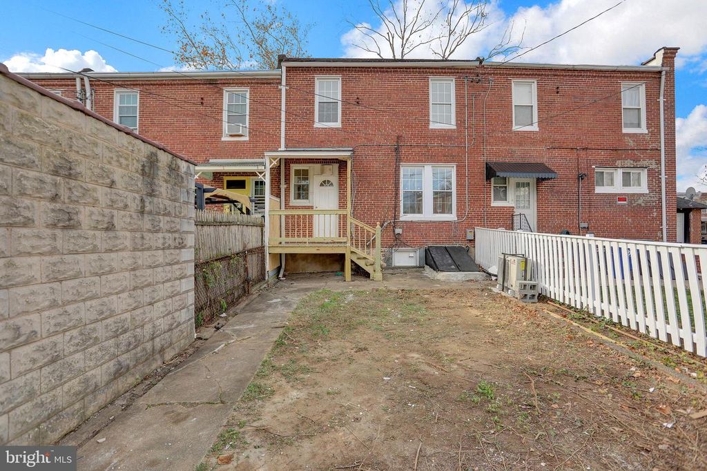 Image 38 of property listing at 3202 DUDLEY AVE, Baltimore, MD 21213