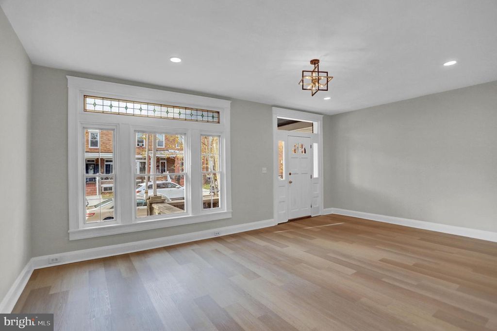 Image 6 of property listing at 3202 DUDLEY AVE, Baltimore, MD 21213