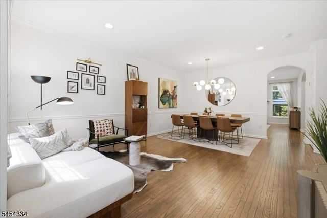 21 Chestnut Ct 11, Cedar Grove Twp., NJ 07009