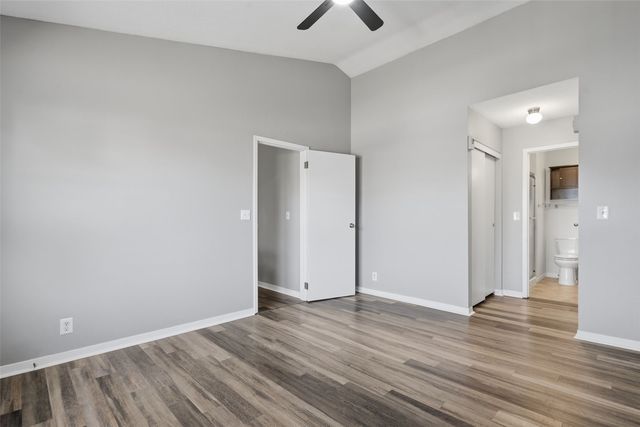 210 Stone Hedge Drive NW, Cedar Rapids, IA 52405