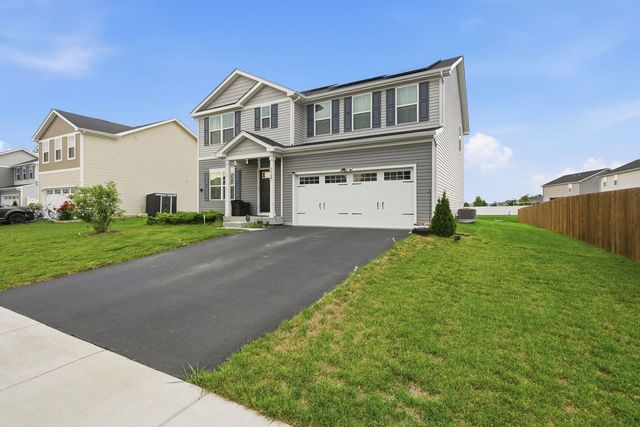 524 Wild Sienna, Hampshire, IL 60140