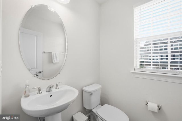 6073 CAMERONS FERRY DR, Haymarket, VA 20169