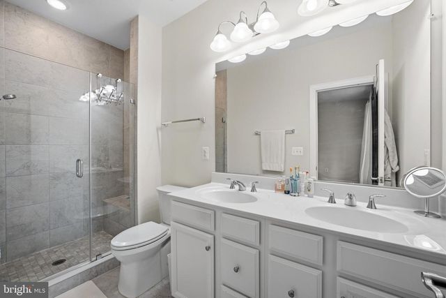 6073 CAMERONS FERRY DR, Haymarket, VA 20169