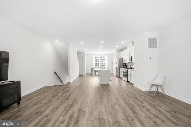 6073 CAMERONS FERRY DR, Haymarket, VA 20169