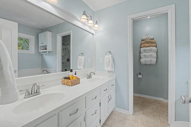1514 FRANKLIN DALE CV, Collierville, TN 38017