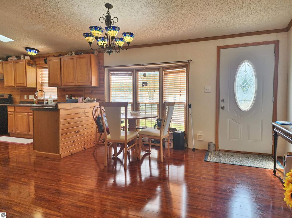 Image 11 of property listing at 3362 Lassie Drive, Alma, MI 48801