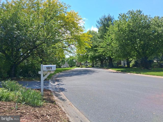 181 WINDOVER TURN, Lancaster, PA 17601