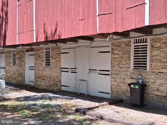 181 WINDOVER TURN, Lancaster, PA 17601