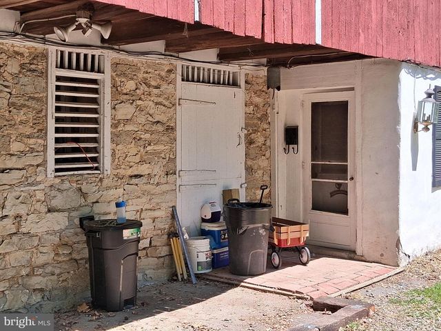 181 WINDOVER TURN, Lancaster, PA 17601