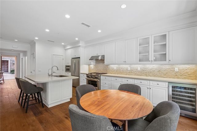 70 Lupari, Irvine, CA 92618