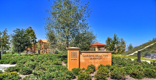 70 Lupari, Irvine, CA 92618