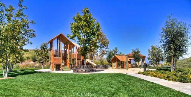 70 Lupari, Irvine, CA 92618