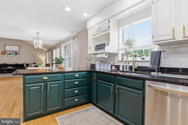 415 BARTS CHURCH RD, Hanover, PA 17331