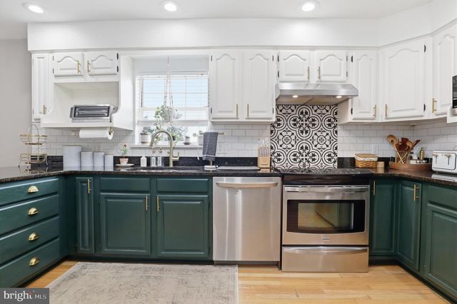 415 BARTS CHURCH RD, Hanover, PA 17331