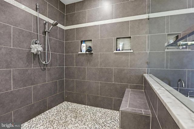 415 BARTS CHURCH RD, Hanover, PA 17331
