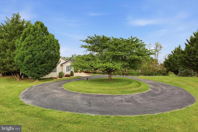 415 BARTS CHURCH RD, Hanover, PA 17331