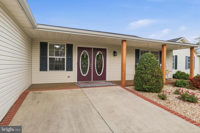 415 BARTS CHURCH RD, Hanover, PA 17331