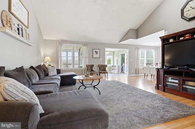 415 BARTS CHURCH RD, Hanover, PA 17331