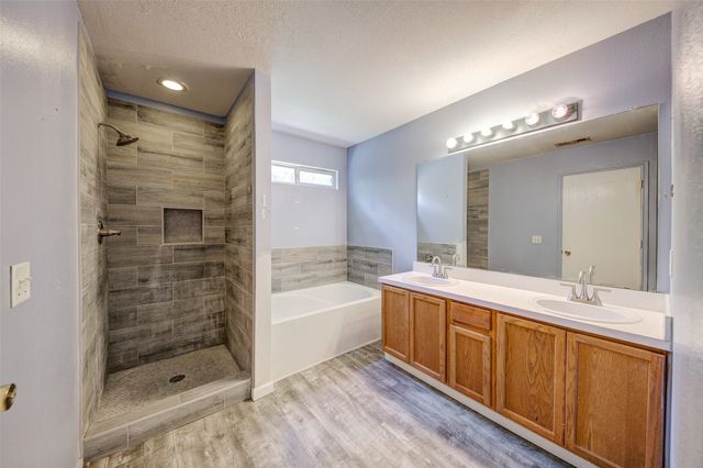 3240 BENT CREEK Drive, Denton, TX 76210