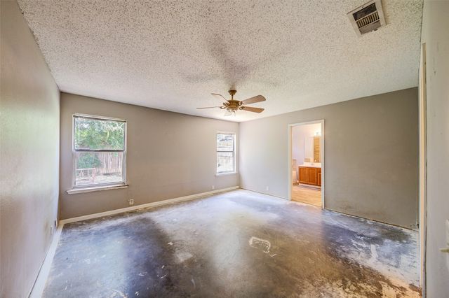 3240 BENT CREEK Drive, Denton, TX 76210