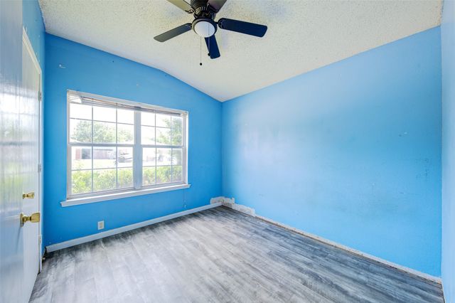 3240 BENT CREEK Drive, Denton, TX 76210