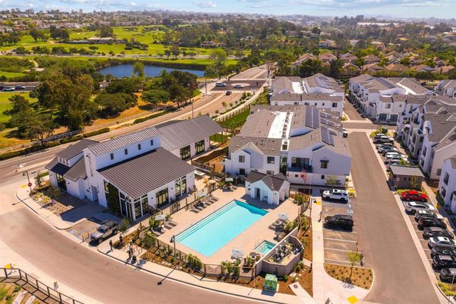 1602 San Remo Place 201, Encinitas, CA 92024