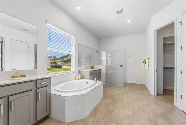 4820 Brookhaven Manor SW, Vero Beach, FL 32968
