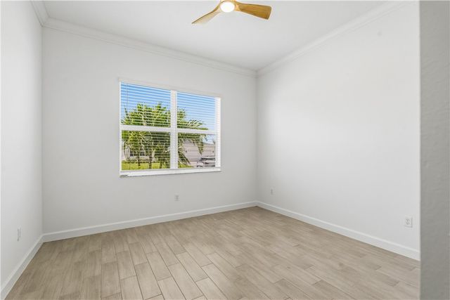 4820 Brookhaven Manor SW, Vero Beach, FL 32968