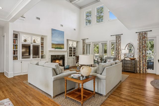 9 Middleton Gardens Pl, Bluffton, SC 29910