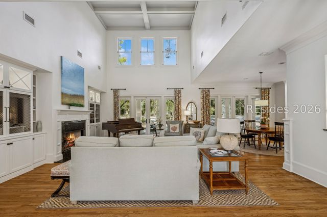 9 Middleton Gardens Pl, Bluffton, SC 29910