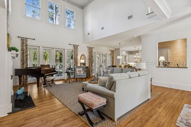 9 Middleton Gardens Pl, Bluffton, SC 29910