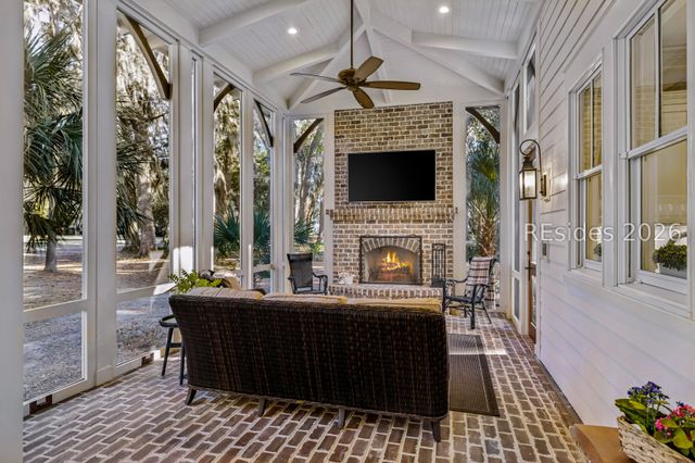 9 Middleton Gardens Pl, Bluffton, SC 29910