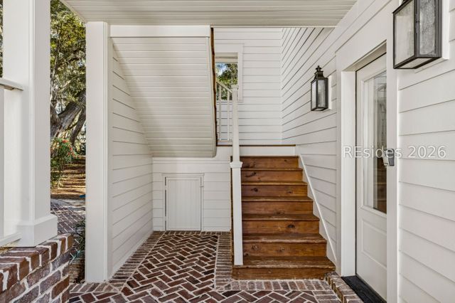 9 Middleton Gardens Pl, Bluffton, SC 29910