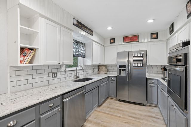 7420 Maple Drive, North Richland Hills, TX 76180