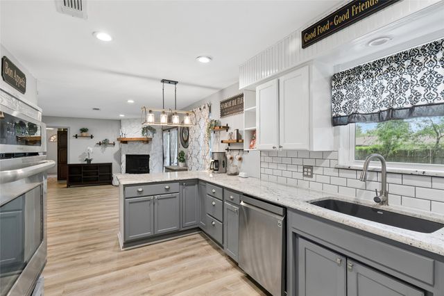 7420 Maple Drive, North Richland Hills, TX 76180