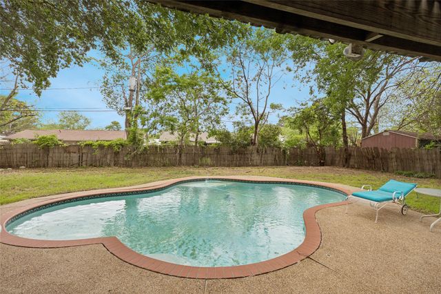 7420 Maple Drive, North Richland Hills, TX 76180